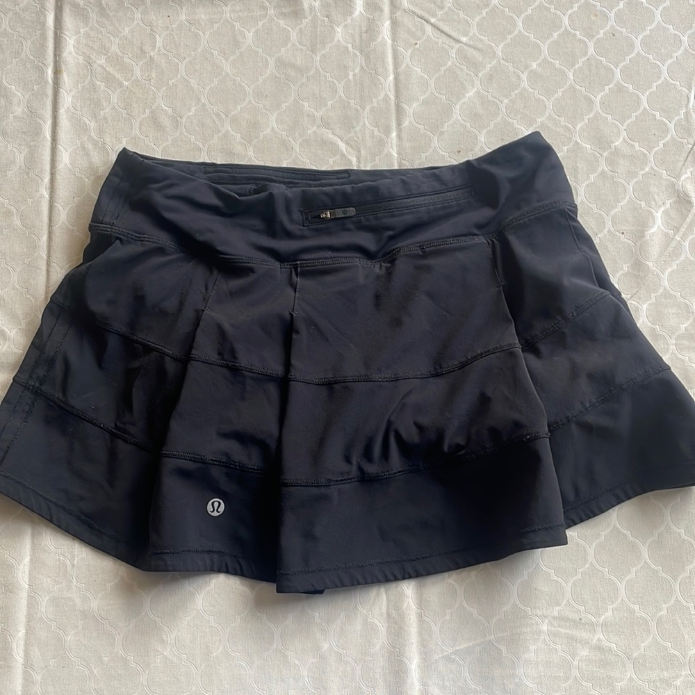 Black Lululemon Pace Rival Skirt- size 6